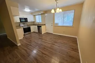 12835 SE Foster Rd, Portland, OR 97236 - Photo 10