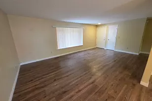 12835 SE Foster Rd, Portland, OR 97236 - Photo 4
