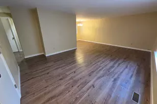 12835 SE Foster Rd, Portland, OR 97236 - Photo 6