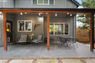 7717 NW Blue Pointe Ln, Portland, OR 97229 - Photo 34