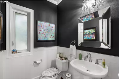 7717 NW Blue Pointe Ln, Portland, OR 97229 - Photo 26