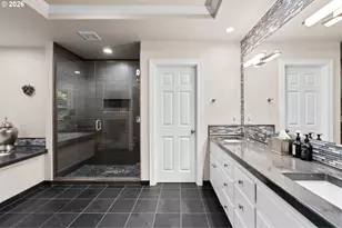 7717 NW Blue Pointe Ln, Portland, OR 97229 - Photo 20