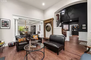 7717 NW Blue Pointe Ln, Portland, OR 97229 - Photo 10