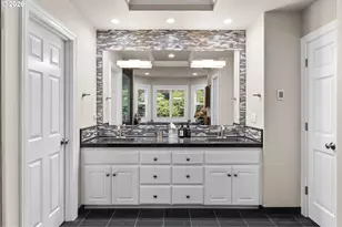 7717 NW Blue Pointe Ln, Portland, OR 97229 - Photo 24