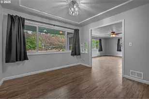 11520 SE Bush St, Portland, OR 97266 - Photo 6