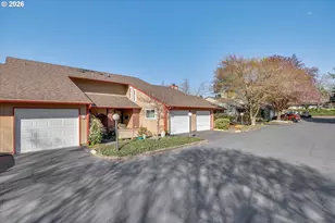 831 NE 90th Ave, Portland, OR 97220 - Photo 2