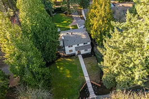 381 S Palatine Hill Rd, Portland, OR 97219 - Photo 44