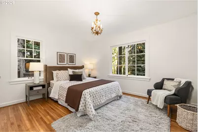 381 S Palatine Hill Rd, Portland, OR 97219 - Photo 30