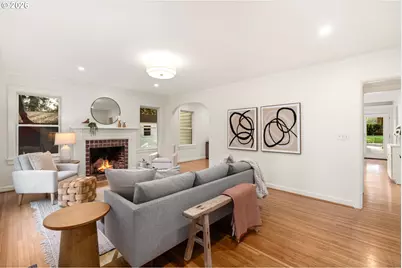 381 S Palatine Hill Rd, Portland, OR 97219 - Photo 8