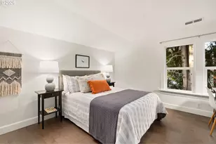 381 S Palatine Hill Rd, Portland, OR 97219 - Photo 26