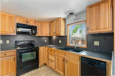 401 Sentinel St, Goldendale, WA 98620 - Photo 16