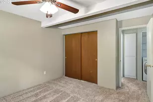 1640 Village Park Pl, West Linn, OR 97068 - Photo 20