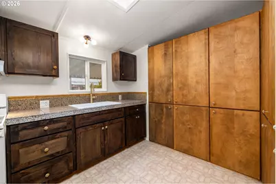 13115 SE Foster Rd #22, Portland, OR 97236 - Photo 12