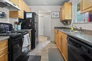 555 Hartke Loop, Oregon City, OR 97045 - Photo 30
