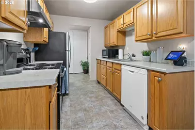 555 Hartke Loop, Oregon City, OR 97045 - Photo 28