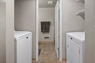 555 Hartke Loop, Oregon City, OR 97045 - Photo 20