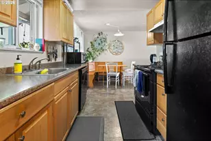 555 Hartke Loop, Oregon City, OR 97045 - Photo 28
