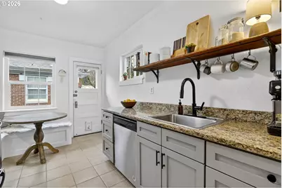 2613 NW Raleigh St #21, Portland, OR 97210 - Photo 10