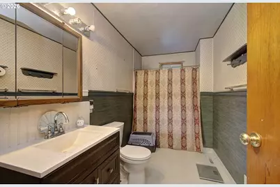 23570 Beaver Falls Rd, Clatskanie, OR 97016 - Photo 28