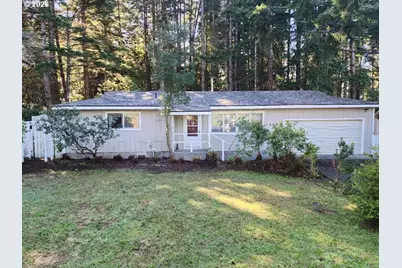 205 18th St, Port Orford, OR 97465 - Photo 1