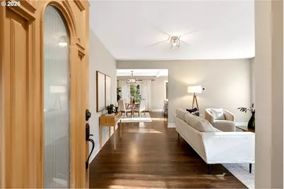 5262 Rosewood St, Lake Oswego, OR 97035 - Photo 4