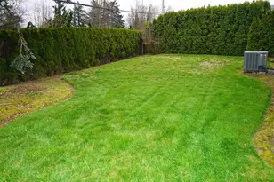 116 SE 8th St, Troutdale, OR 97060 - Photo 2