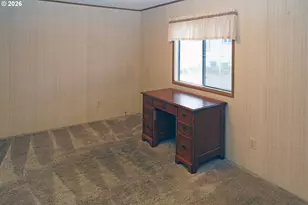 116 SE 8th St, Troutdale, OR 97060 - Photo 16