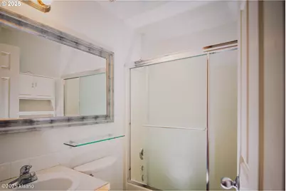 7942 N Hurst Near The Park Ave, Portland, OR 97203 - Photo 22