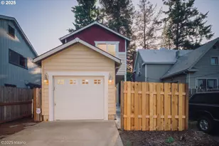 7942 N Hurst Near The Park Ave, Portland, OR 97203 - Photo 26