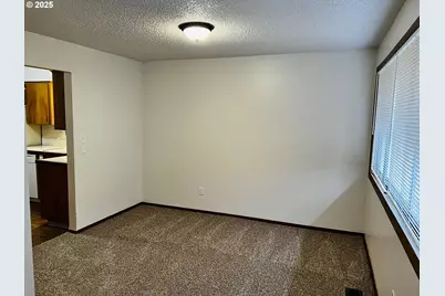 4134 SE Washington St, Milwaukie, OR 97222 - Photo 14