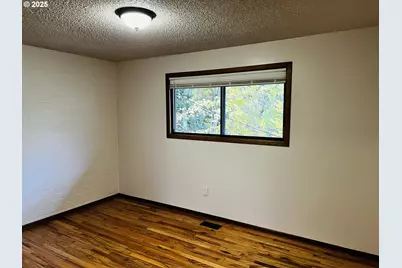 4134 SE Washington St, Milwaukie, OR 97222 - Photo 16