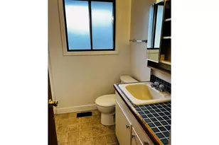 4134 SE Washington St, Milwaukie, OR 97222 - Photo 8