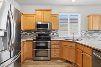 804 N 26th Ave, Cornelius, OR 97113 - Photo 12