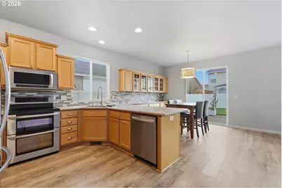 804 N 26th Ave, Cornelius, OR 97113 - Photo 10