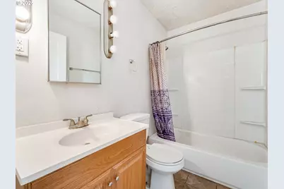 375 SW Spruce St, Willamina, OR 97396 - Photo 10