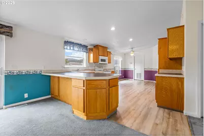 1100 SW 2nd Ave, Mill City, OR 97360 - Photo 14
