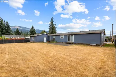 1100 SW 2nd Ave, Mill City, OR 97360 - Photo 32