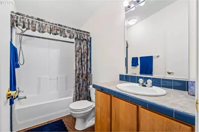 1100 SW 2nd Ave, Mill City, OR 97360 - Photo 24