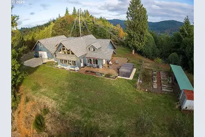 2636 Western Dr, Coquille, OR 97423 - Photo 6