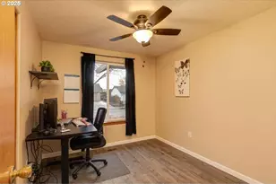 959 SW Oriole St, McMinnville, OR 97128 - Photo 16