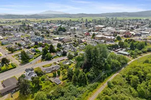 2418 1st St, Tillamook, OR 97141 - Photo 36