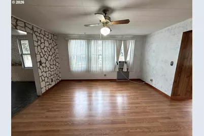209 W Broadway St, Goldendale, WA 98620 - Photo 16