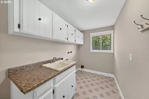 2855 SE Cornutt St, Hillsboro, OR 97123 - Photo 28