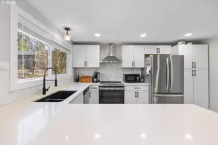 7975 SE Roots Rd, Milwaukie, OR 97267 - Photo 10