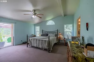42927 Island Inn Dr, Lebanon, OR 97355 - Photo 40