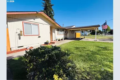 109 Oak St, Amity, OR 97101 - Photo 2