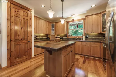 33402 SE Wood Dr, Washougal, WA 98671 - Photo 4