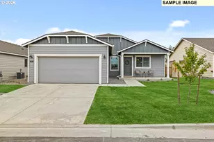 847 NE Laurel Springs Dr, Hermiston, OR 97838 - Photo 1