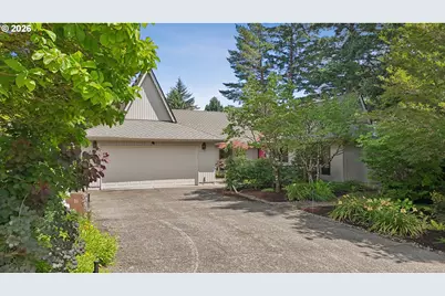 4200 SW 53rd Ave, Portland, OR 97221 - Photo 1
