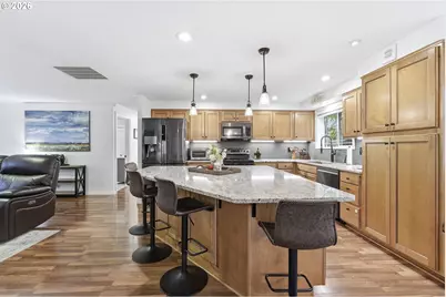 910 NW Hertel St, Hillsboro, OR 97124 - Photo 16